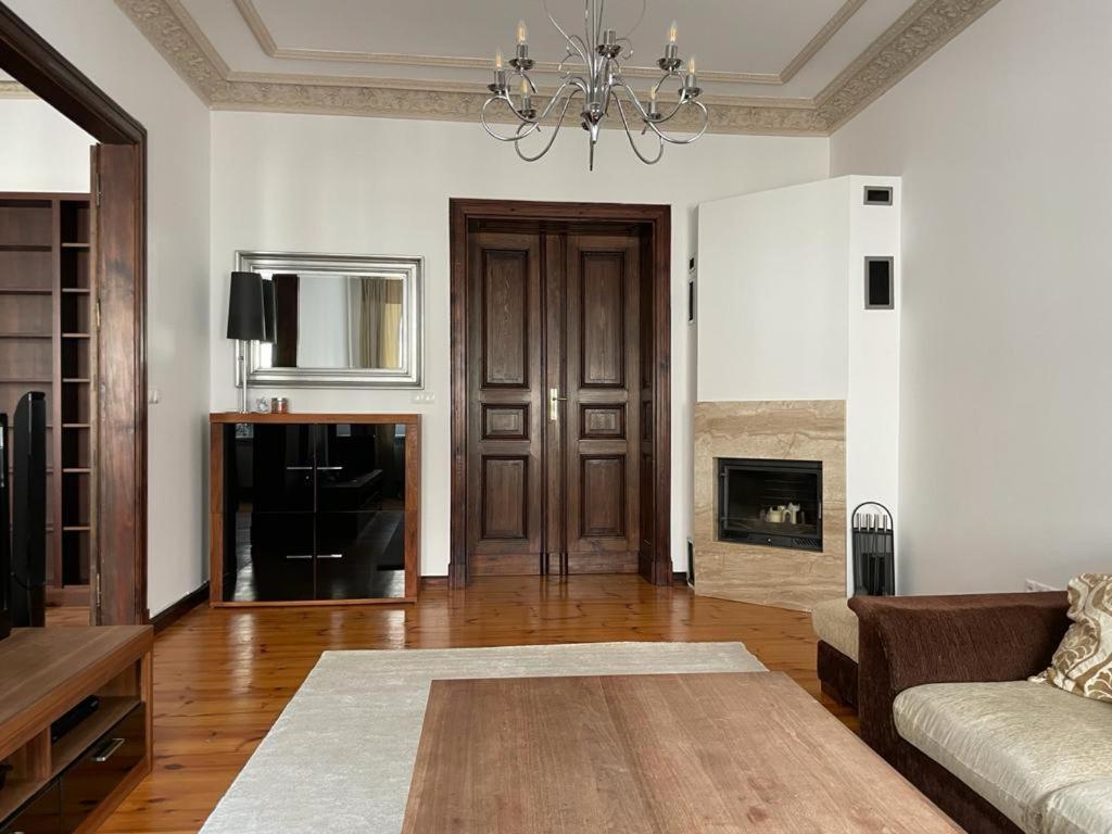 Uroczy Apartament 97M2 W Samym Centrum Wroclawia Exterior foto
